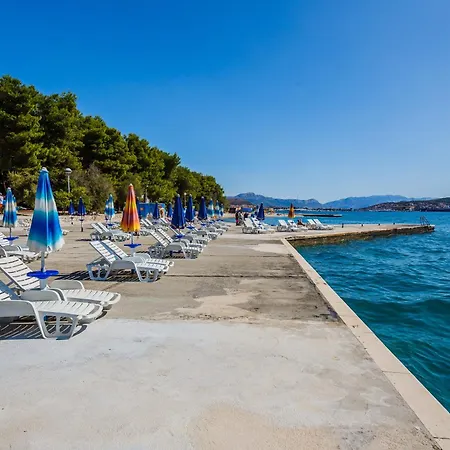 Medena Budget Hotel Trogir