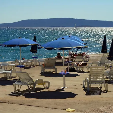 מלון Medena Budget