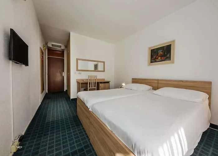 Hotel Medena Budget