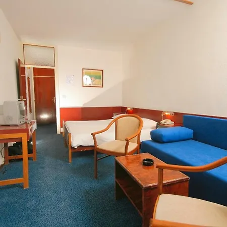 Medena Budget Hotel 3*