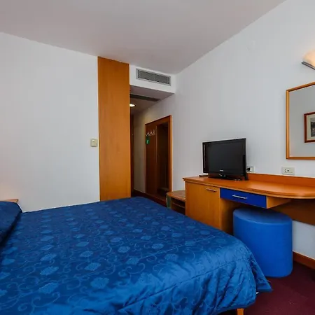 Medena Budget 3* Trogir