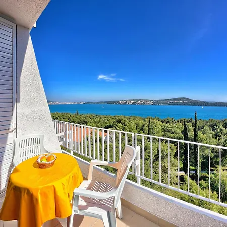 Medena Budget 3* Trogir